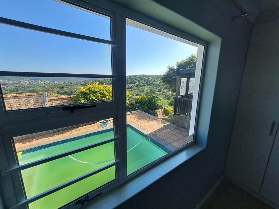 4 Bedroom Property for Sale in Nahoon Valley Park Eastern Cape